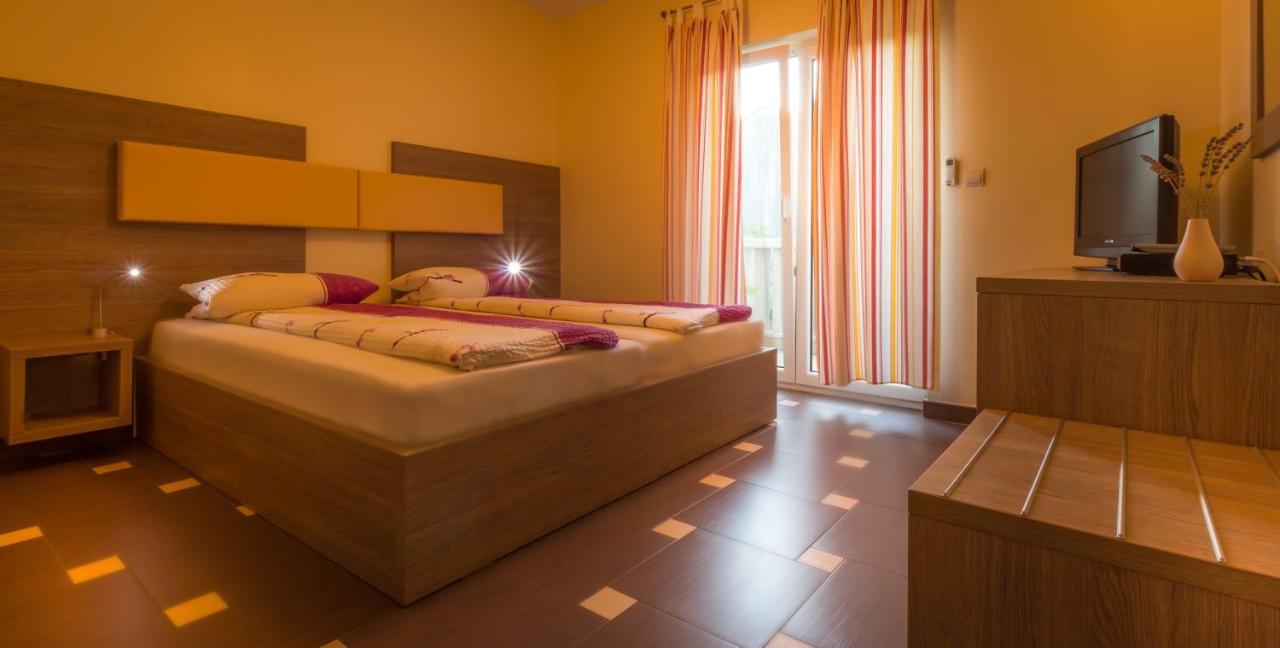 Guest House Villa Maslina Neum Habitación foto